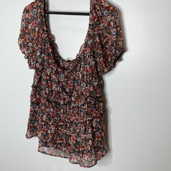 Mi Ami Women Tyler Floral Sheer Smocked Blouse Pluz Size 2X - Picture 6 of 14